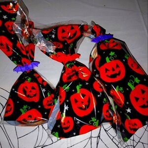 2for$15 Surprise occasional Holiday gift bags